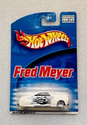HOT WHEELS 2000 EXCLUSIVE TAIL DRAGGER FRED MEYER #54901 1:64