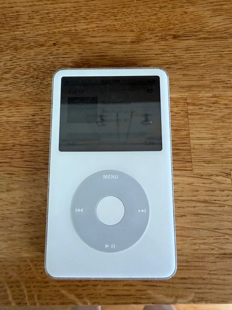中古 Apple iPod classic 30GB レアな5.5世代 MA446J 稼動品 初期化済
