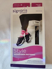 Sigvaris Women's 20-30 mmHg Knee High Med Compress Stockings Size SL Onyx Stripe