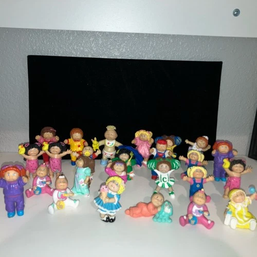 Vintage 1980's Cabbage Patch Kids Mini Figures PVC Figurines! Lot of 25
