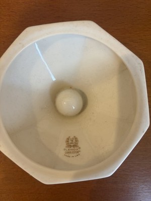 Lenox Charleston White Porcelain Octagon Pedestal Compote 0.75 qt Printed