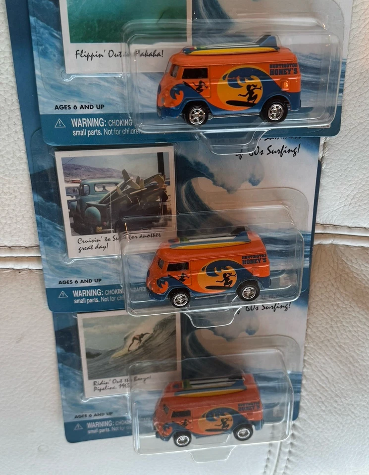 Johnny Lightning Volkswagon Bus Surf Rods Con 3 Tarjetas Diferentes Foto 4 de 4