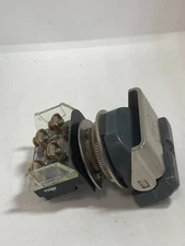 ALLEN BRADLEY 800H-WK4A FLIP LEVER OPERATOR MOMENTARY GRAY 1NO/1NC