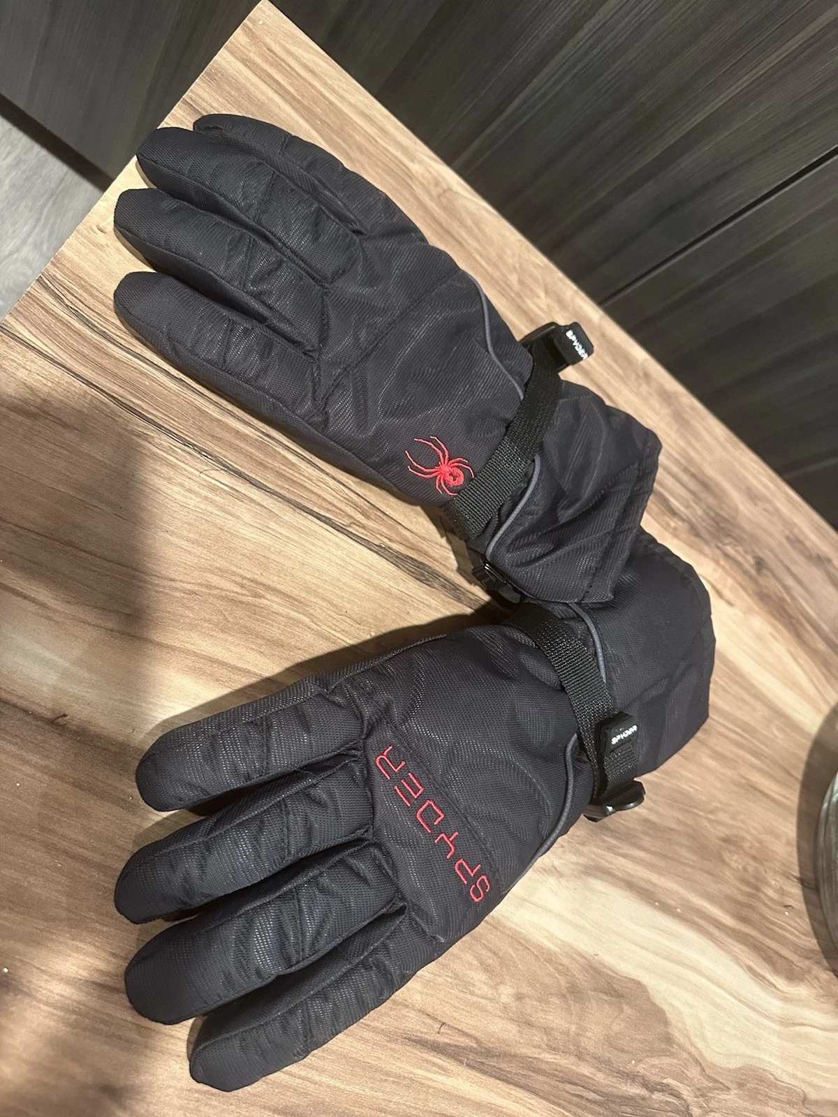 New Spyder Men’s Black Logo Insulated Ski Winter Snow Gloves Size S/M