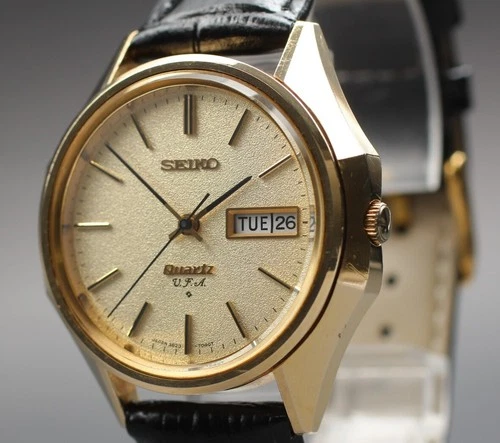 N MINT Vintage 1974 SEIKO V.F.A 3823-7040 Gold Day/Date Quartz Men's Watch JAPAN