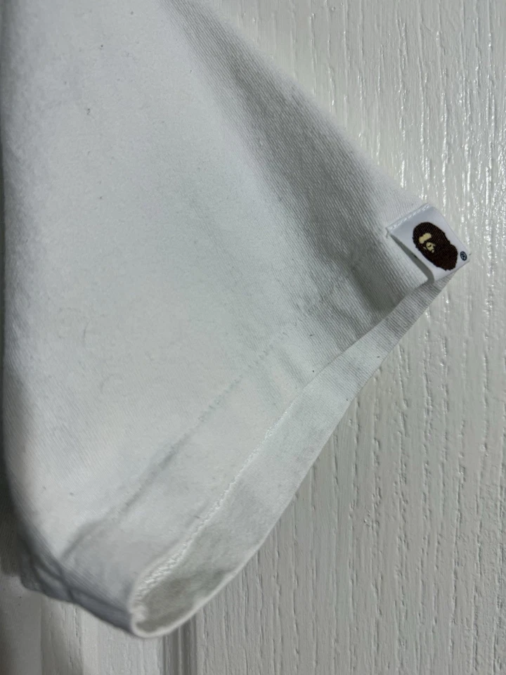 Camiseta A Bathing Ape BAPE College a Cuadros Blanca Verde Camuflada Talla Mediana Foto 2 de 4