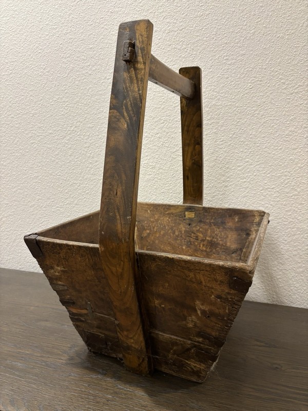 ANTIQUE Hand-Made Chinese Water/Grain Basket