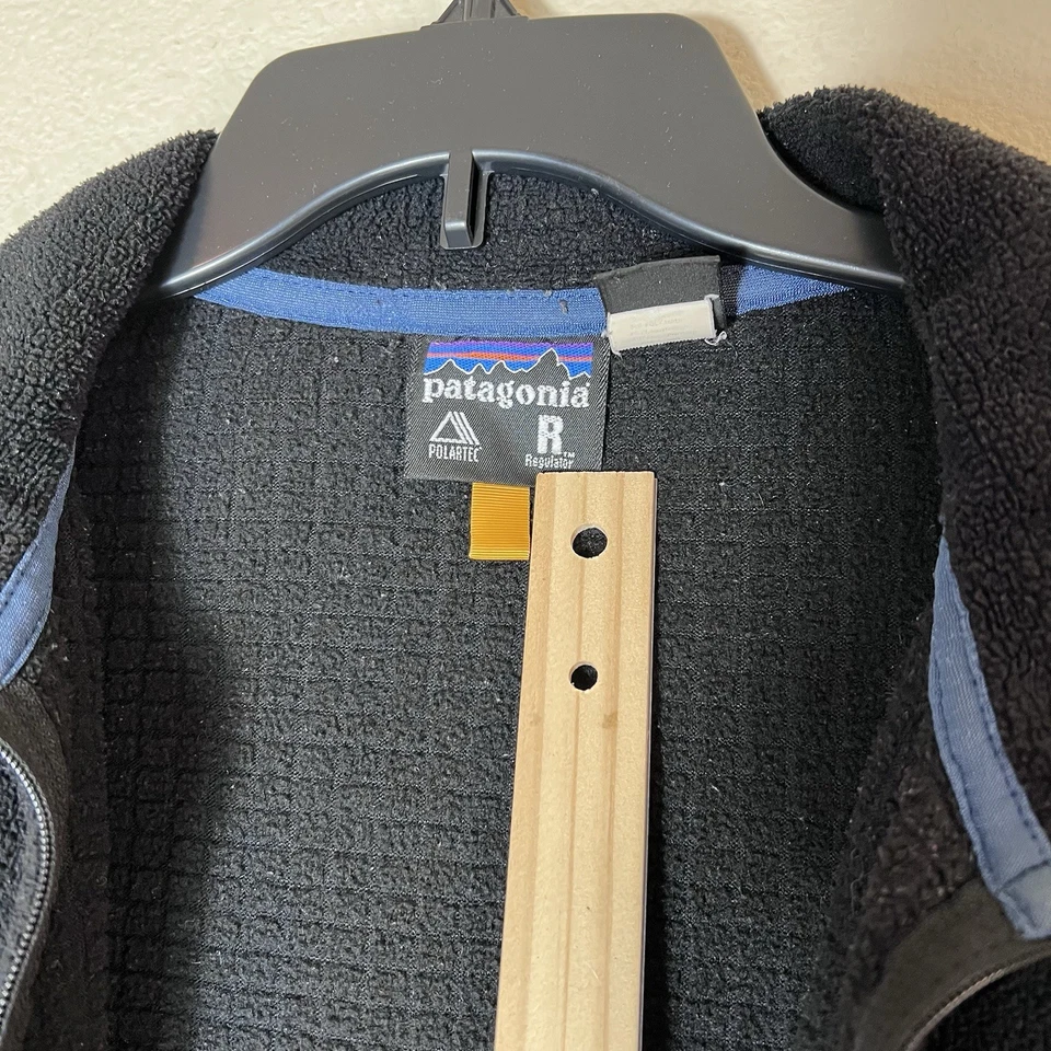 Vintage 1998 Patagonia Regulator Polartec Fleece Jacket Black USA Made L Warm - Image 3 of 4