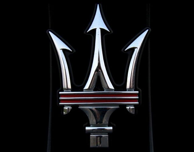 Maserati Ghibli Quattroporte GTS & Levante Spark Plugs Set Of 8 - Genuine