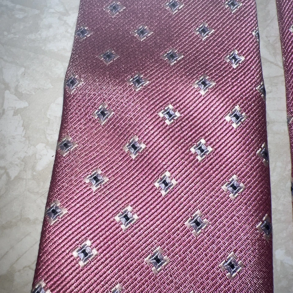 Corbata ajustada rosa y azul y blanca Nautica para hombre patrón cuadrado 3 pulgadas de ancho 58 pulgadas de largo Foto 2 de 4