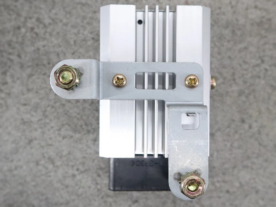 Subaru Impreza WRX GDB 2000-2007 Fuel Pump Control Module 22648AA011 - Изображение 2 из 3