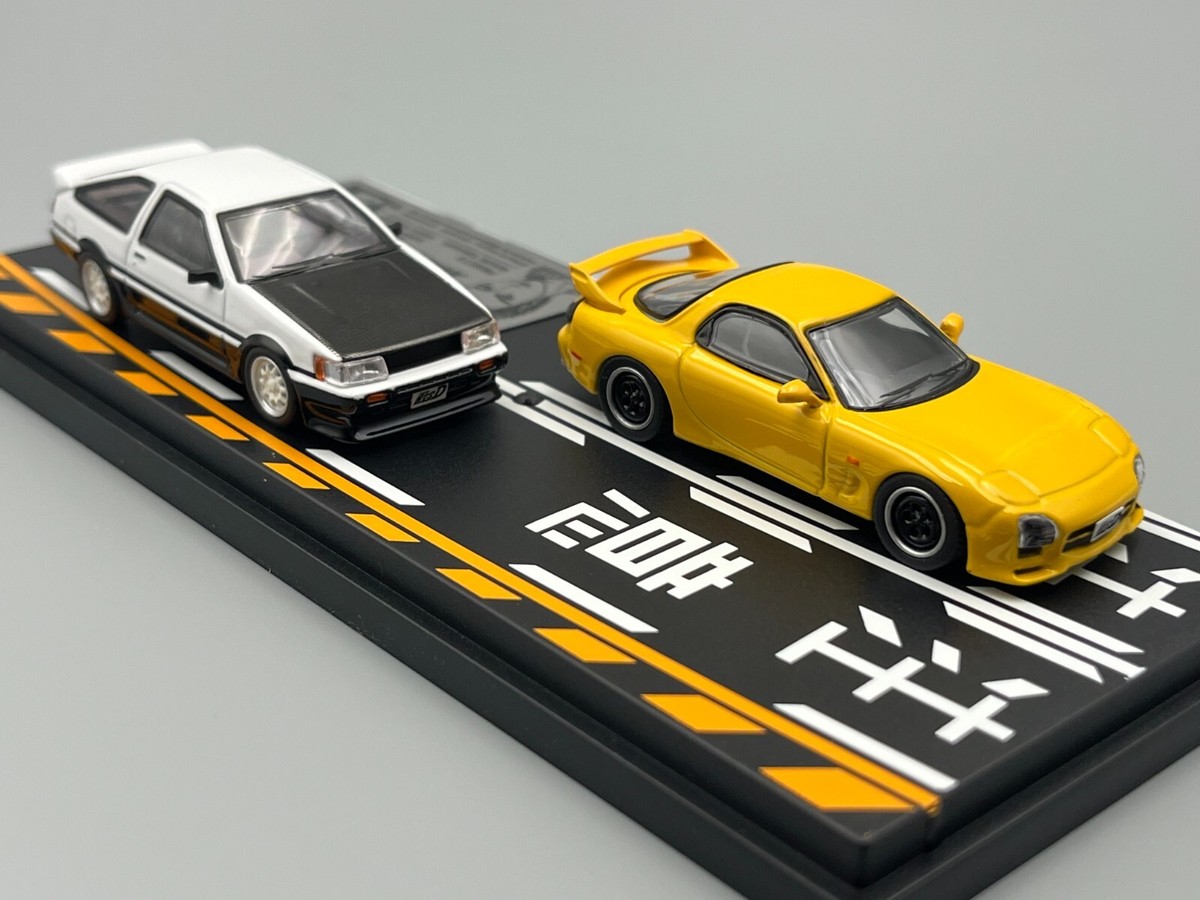 イニシャルⅮ 1/43 FD3S RX-7 AE86 ２台セット Initial D Yellow FD RX-7 and White AE86 Two Pack Keisuke
