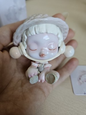 Popmart Skullpanda ''The Warmth'' Recall the Past