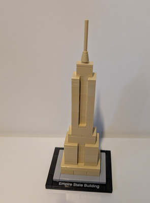LEGO ARCHITECTURE: Empire State Building (21002)
