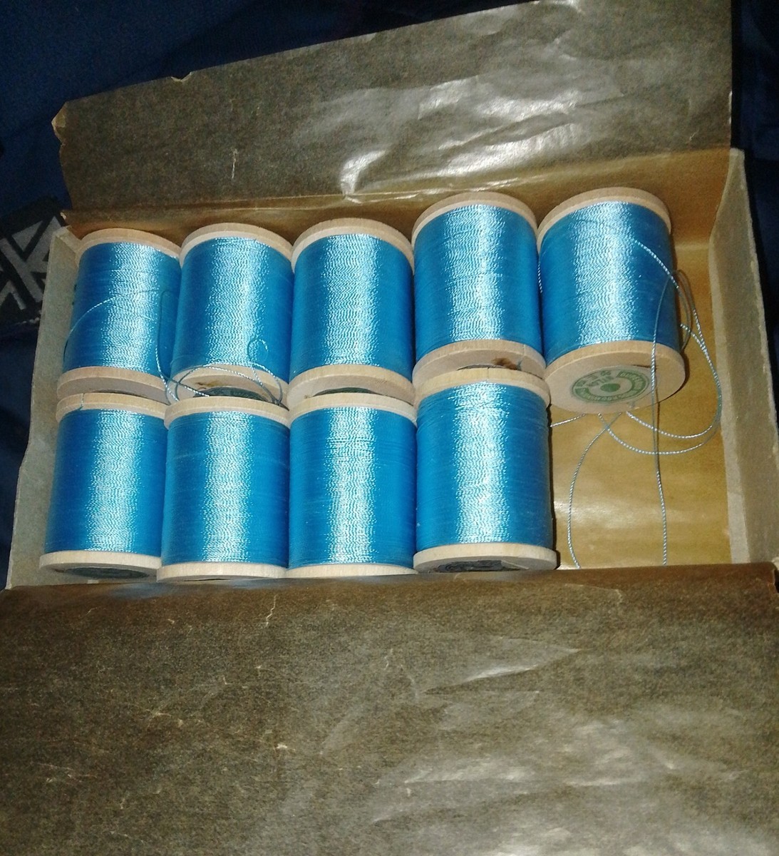 Gudebrod Nylon Rod Wrapping Thread Blue Metallic Type E #230 50-Yard Spool  X9 BN