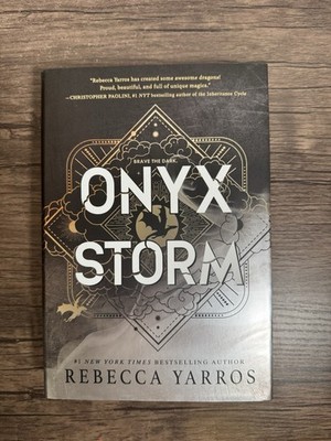ONYX STORM Hardcover Book Rebecca Yarros_Target Exclusive_Deluxe Limited Edition