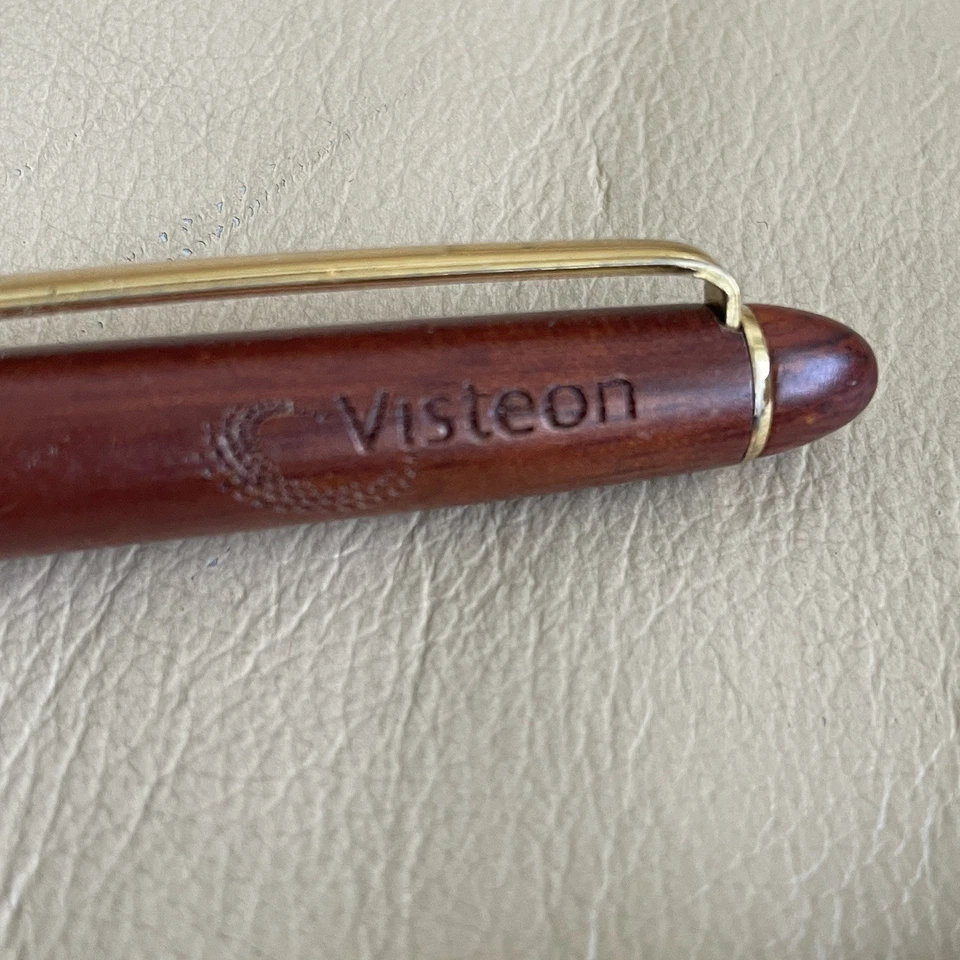 Bolígrafo de madera Holt Cat y bolígrafo de madera Visteon ambos usados  Foto 4 de 4