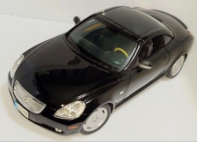Maisto Lexus SC430 1/18 Diecast Car Black Openable Doors Trunk