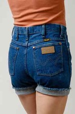 Vintage Wrangler Dark Denim High Waisted Western Cut Off Jean Shorts W 30