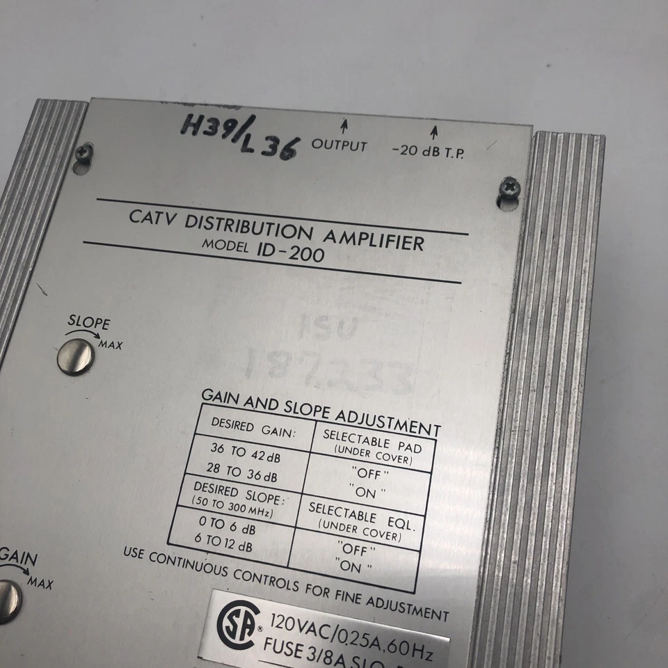 Amplificador de distribución CATV Triple Crown Electronics ID-200 VINTAGE SIN PROBAR LEER Foto 4 de 4