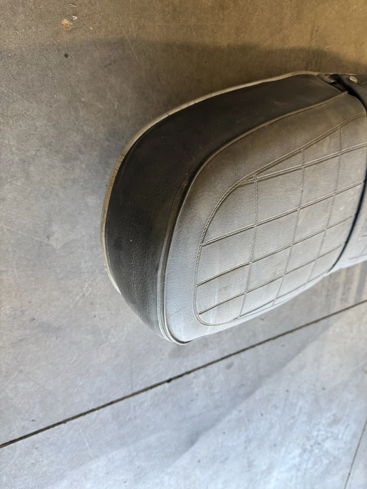 Honda CB750 K2 1972 asiento original Foto 3 de 4