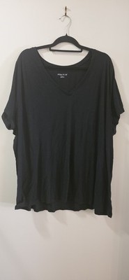 Ava & Viv Black V-Neck Short Sleeve Tee Plus Size 4X