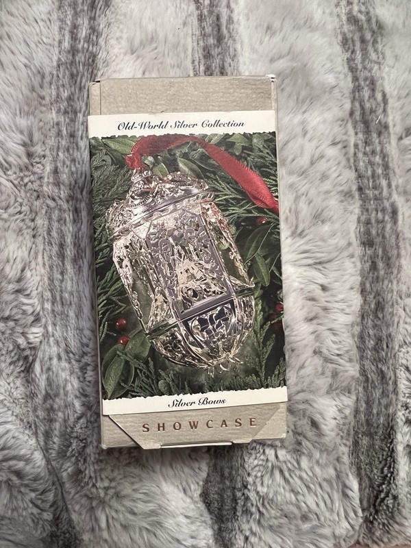 1994 Hallmark Keepsake Silver Bows Old World Silver Collection Filigree Ornament