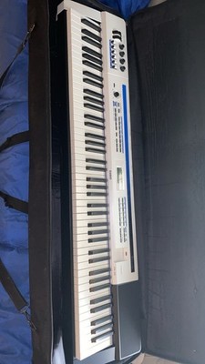 Casio Privia PX-5S 88-Key Digital Piano White w/ Case