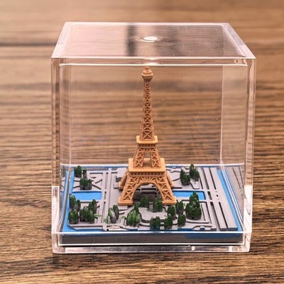 Eiffelturm Paris Mikrolandschaft Modell - Ikonische Wahrzeichen Szene Miniatur