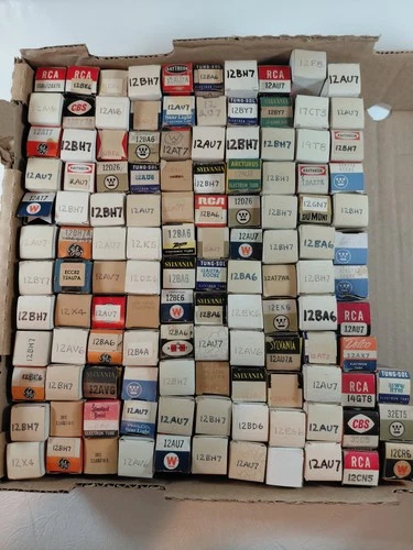 Large Lot of Vintage Radio TV Amplifier Vacuum Tubes RCA GE Sylvania Tung-Sol