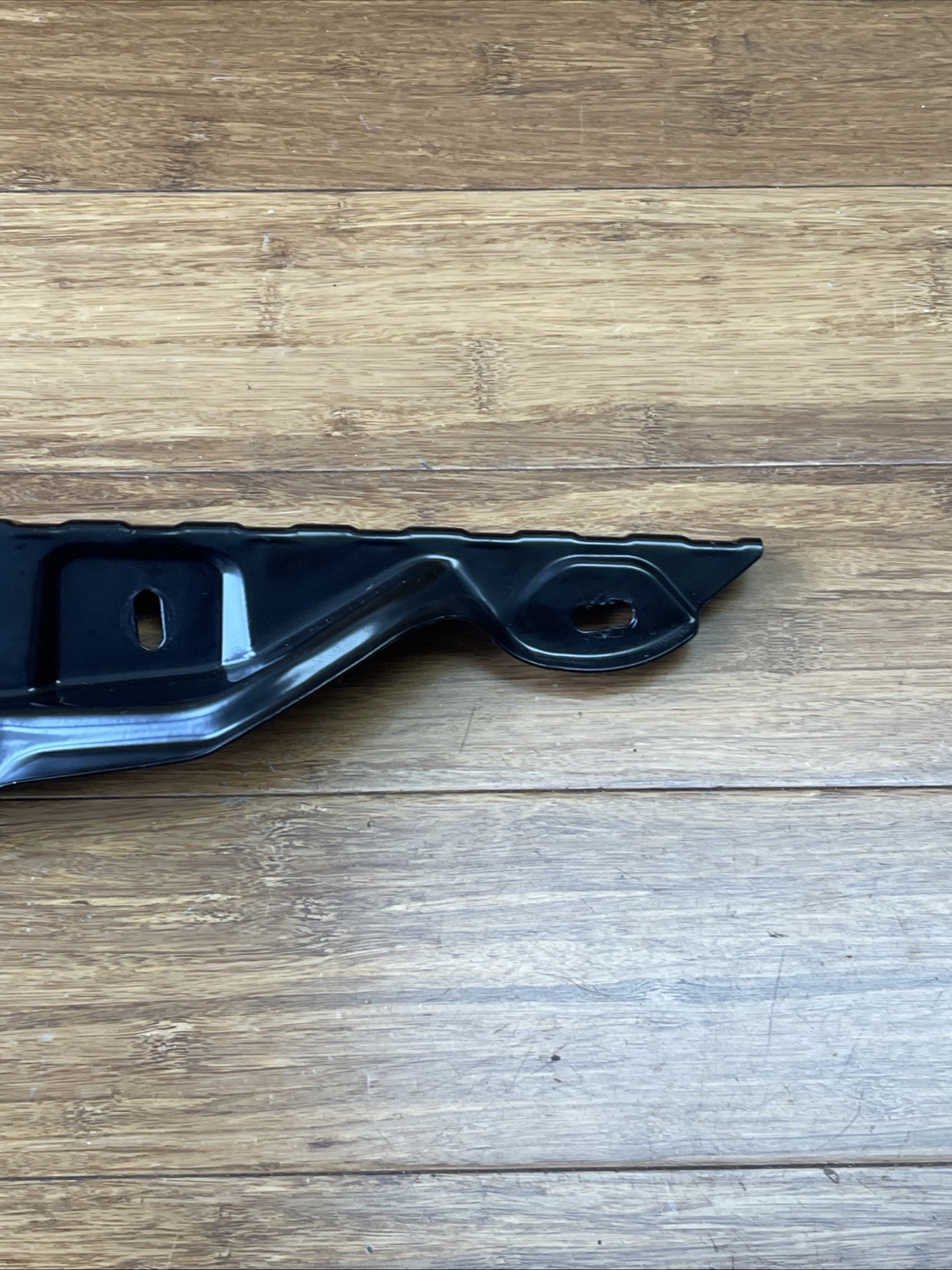 2018-2024 Ferrari Portofino F164 Left Quarter Window Lift Mechanism Bracket OEM