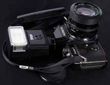 Konica Autoreflex TC Mechanical 35mm Film SLR  28-50/3.5-4.5 Lens  PE-200S Kit