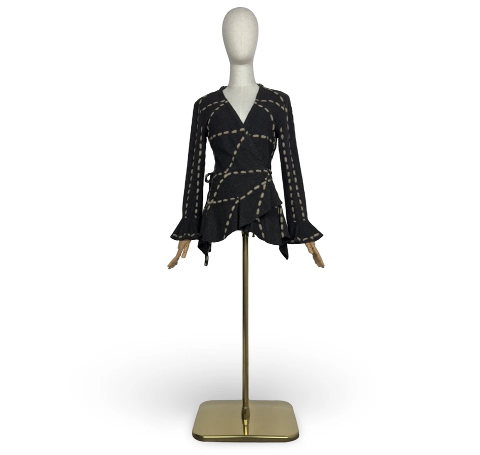 Cárdigan envolvente Yoshiki Hishinuma manga campana texturizada asimétrica talla 2 Foto 2 de 4