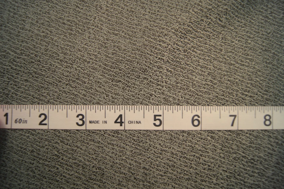 3/4 Yard Green Weave Polyester Blend Fabric 33" X 60" - Image 3 of 3