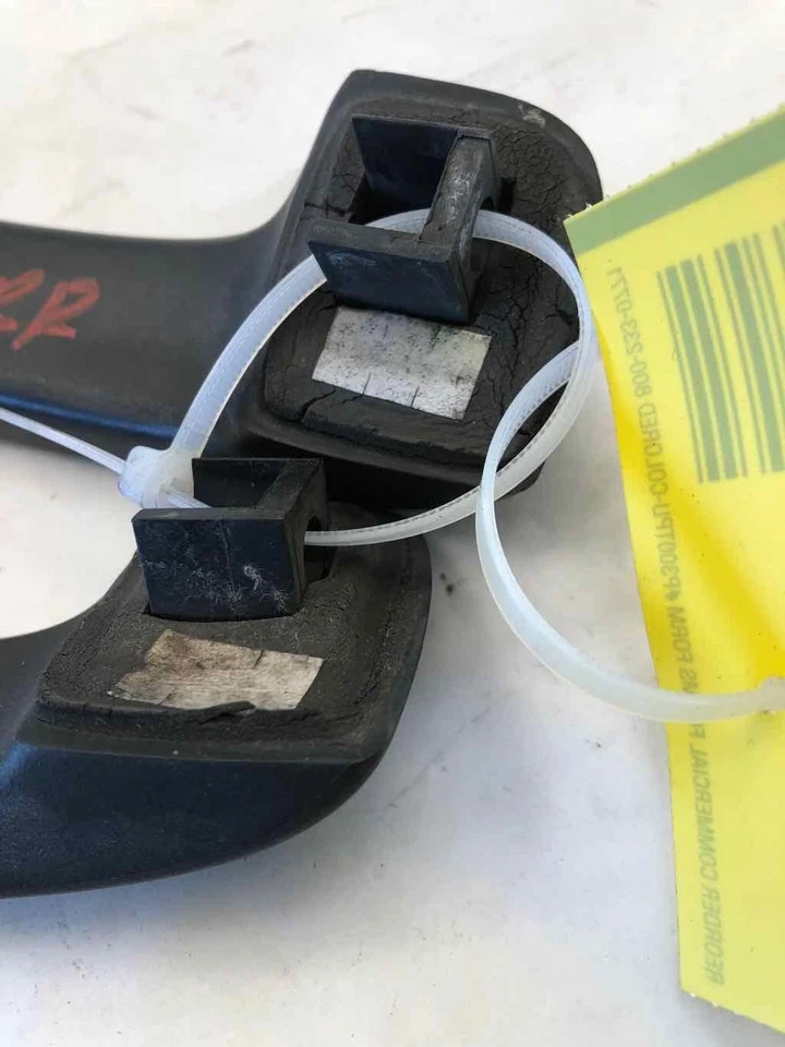 2002 - 2007 年 SATURN VUE 前后门把手右乘客侧 — 第 3/4 张图片