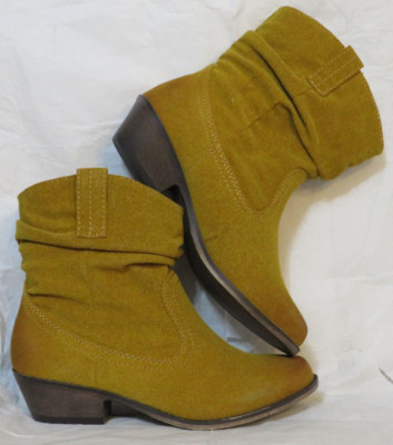 QUPID WOMENS BOOT US 5.5 TRIO-01 MUSTARD OIL BROWN FAUX SUEDE LEATHER NEW NIB