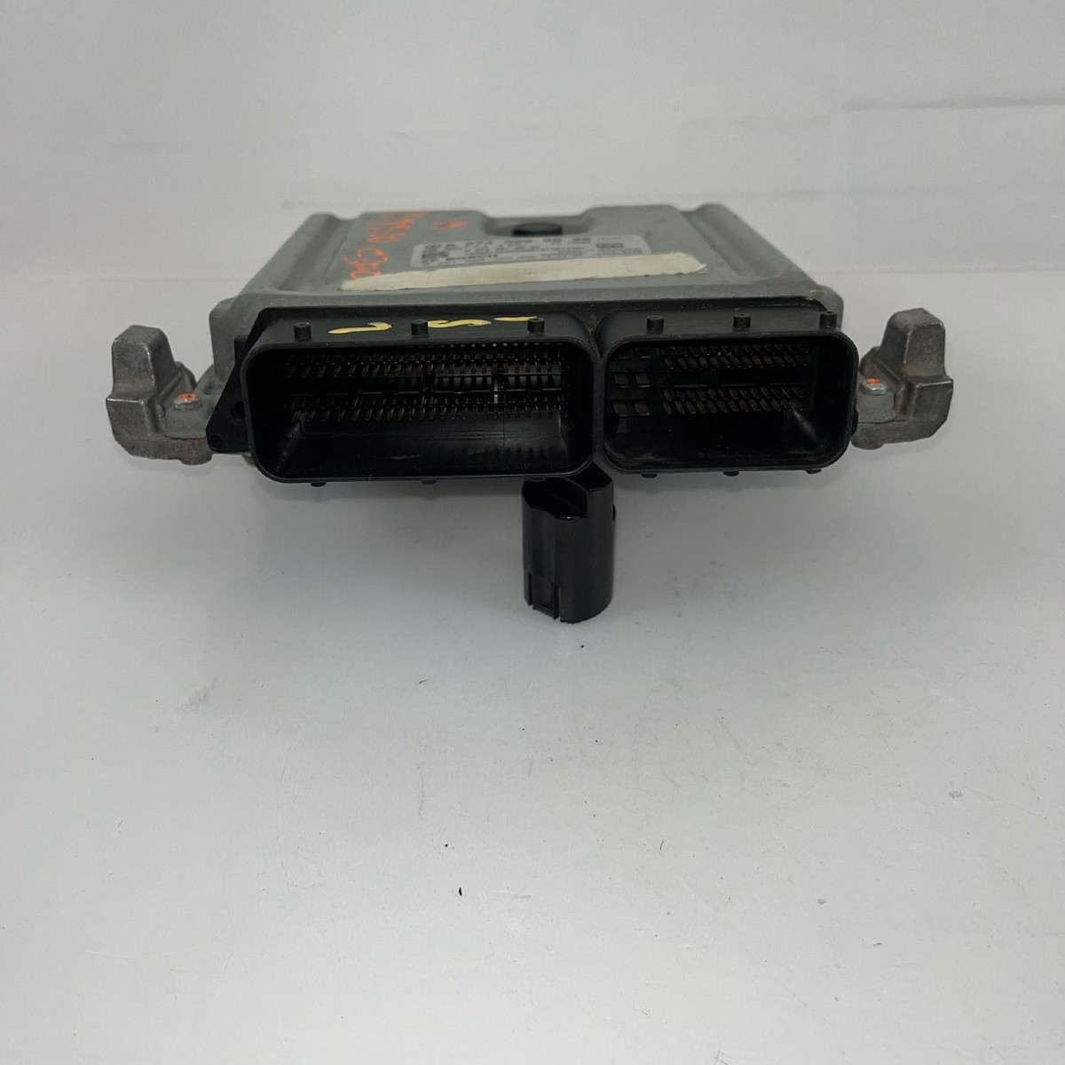 15-18 Mercedes C300 ECU Engine Computer A2749000800 OEM Bosch