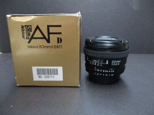 Nikon Nikkor AF 20mm f2.8D Lens MINT CONDITION NIKON USA
