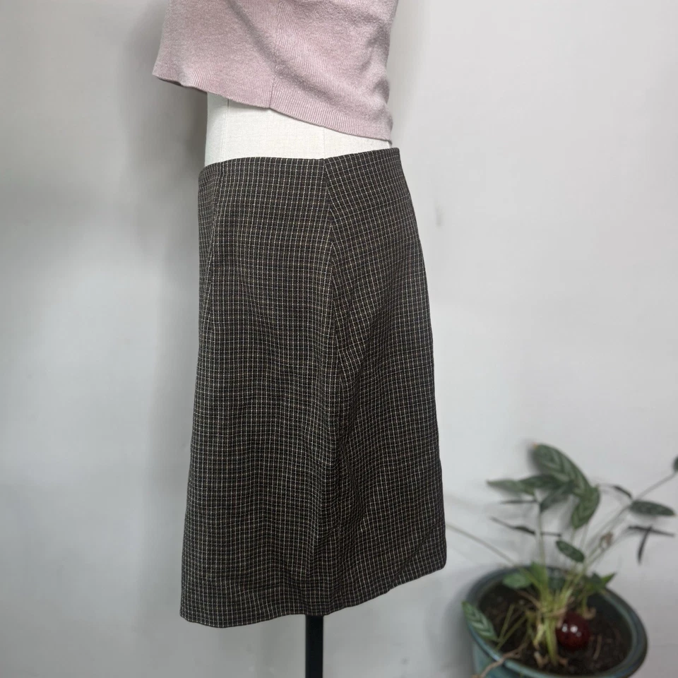 Mini Falda Escolar Vintage Años 90 Y2K Terrosa Cuadros Línea A Oscura Academia Grunge M Foto 4 de 4