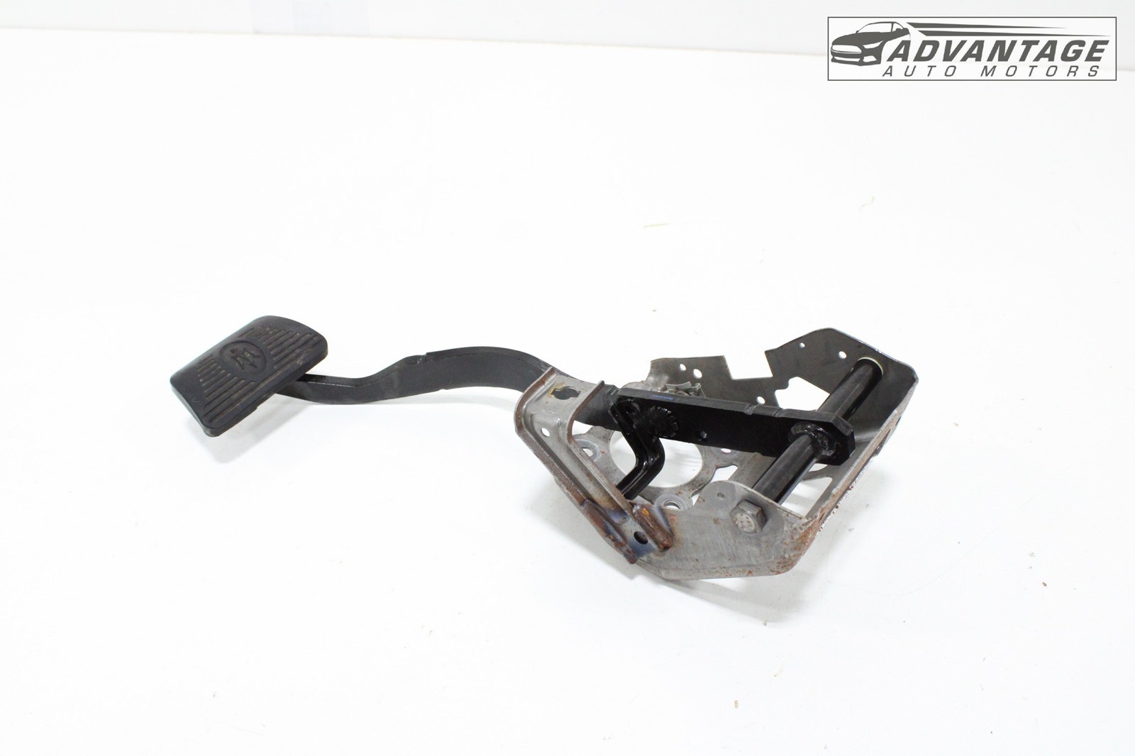 2014-2021 MASERATI QUATTROPORTE AWD BRAKE STOP PEDAL W/ BRACKET SUPPORT OEM