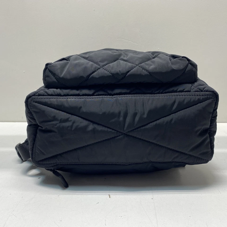 Mochila acolchada negra Marc Jacobs Foto 3 de 4