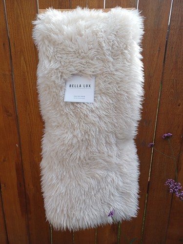 Bella Lux Faux Fur Throw Blanket 50" X 70", Luxury, Color Ivory, Gorgeous  - Picture 1 of 2
