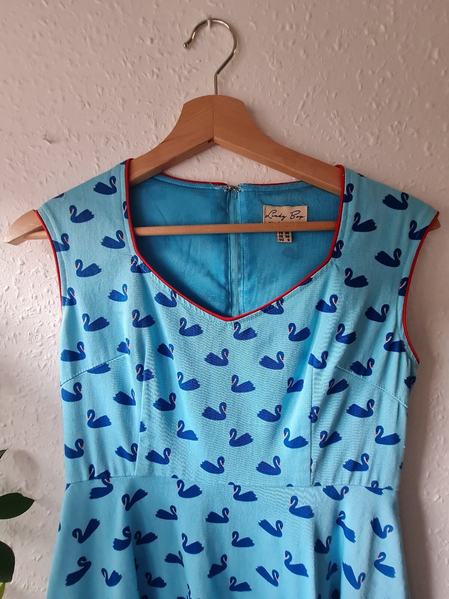 Llindy Bop, blue dress Size 10, Swan Print UK