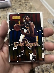 Kobe Bryant 1998 SkyBox Premium #6SG Soul of the Game Price Guide 