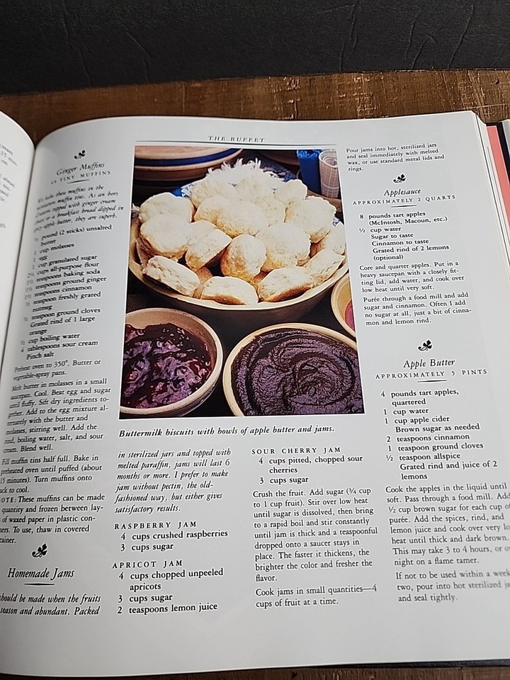 Entertaining by Martha Stewart 1998 Stewart HARDCOVER Cookbook | eBay