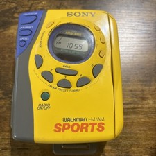 Vintage Sony Walkman FM/AM Cassette Player WM-FS493 PARTS ONLY Radio Works READ