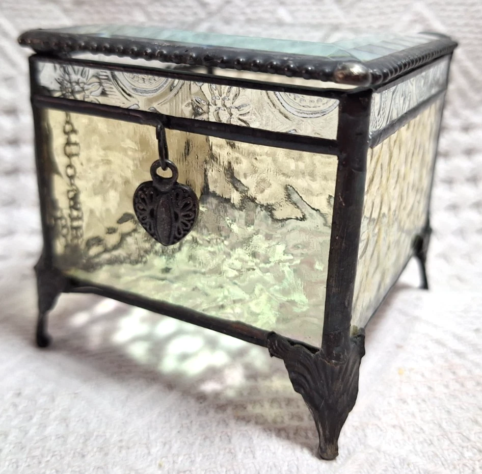 25+ Glass Original Antique Boxes, Jars & Tins for sale | Updated
