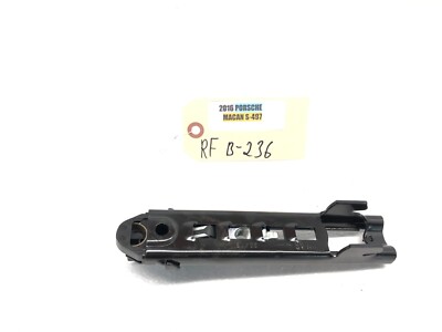 2015-2024 PORSCHE MACAN RIGHT PASSENGER FRONT SEAT BELT HEIGHT ADJUSTER OEM