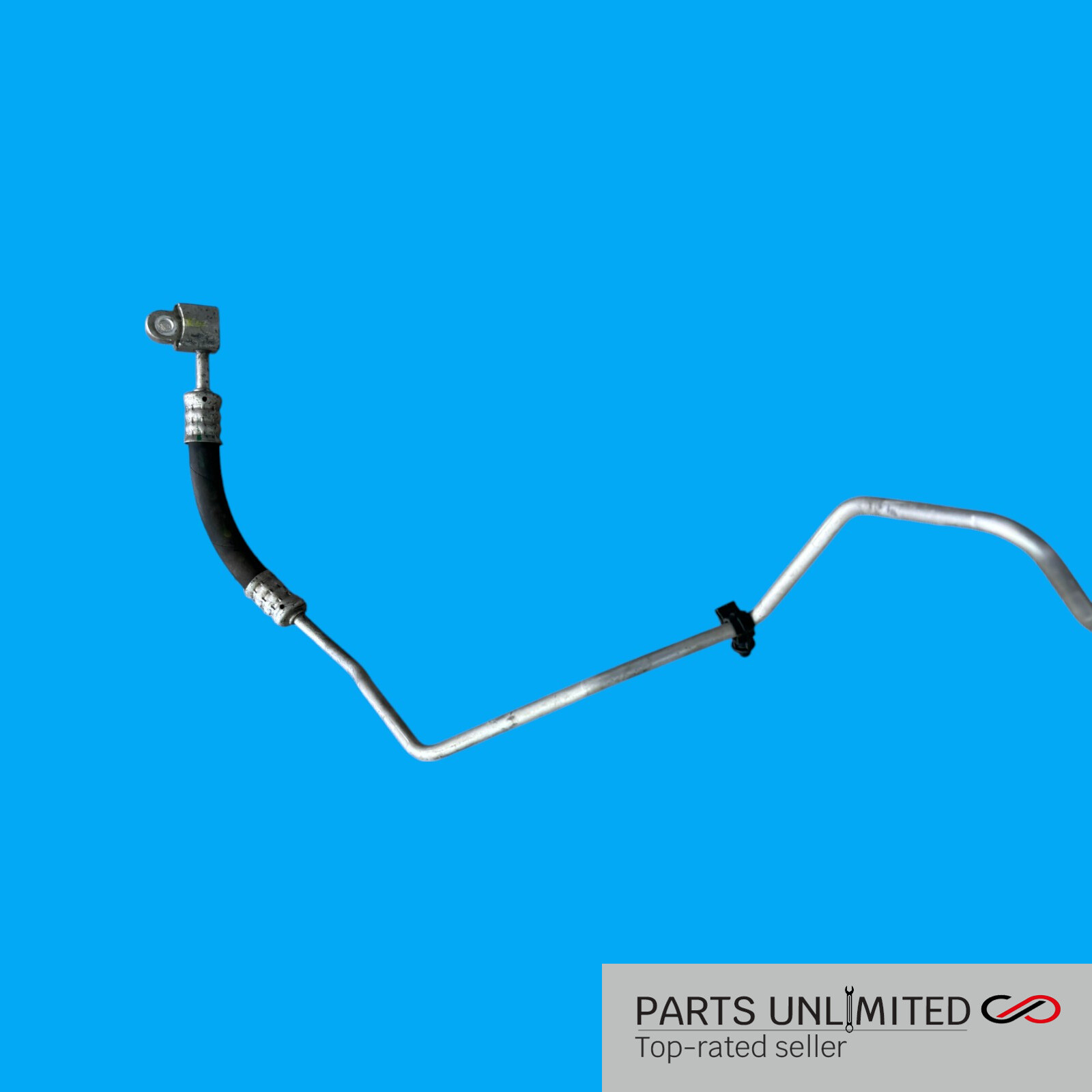 03-12 Maserati Quattroporte M139 OEM A/C ac line hose pressure pipe with switch