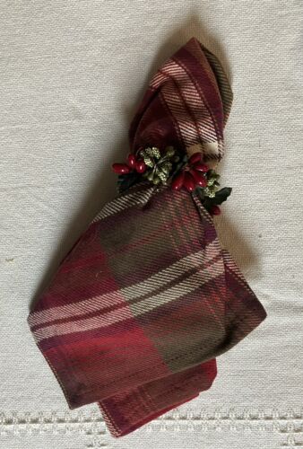 CHAPS Home Westbrook Plaid Placemats Napkins Berry Rings 100% Cotton Set Of 4 - Picture 4 of 9